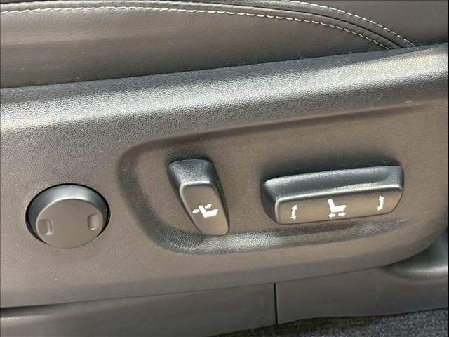 TOYOTA LANDCRUISER PRADO 2023