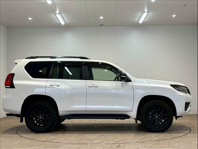 TOYOTA LANDCRUISER PRADO 2023