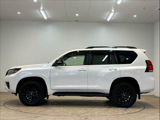 TOYOTA LANDCRUISER PRADO 2023