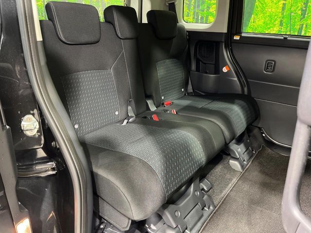 TOYOTA ROOMY 4WD 2024