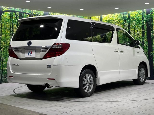 TOYOTA ALPHARD hybrid 4WD 2013
