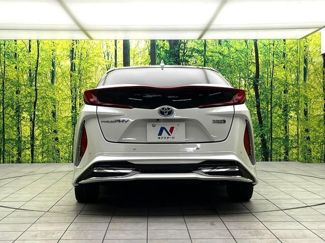TOYOTA PRIUS PHV 2017