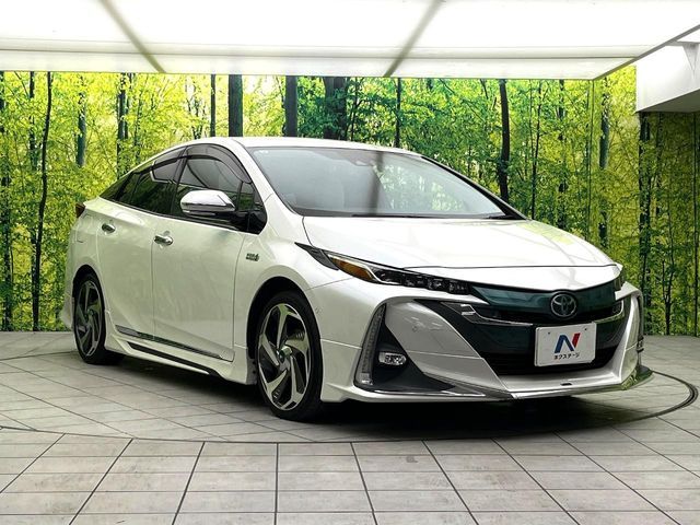 TOYOTA PRIUS PHV 2017