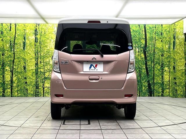 MITSUBISHI eK SPACE 2016