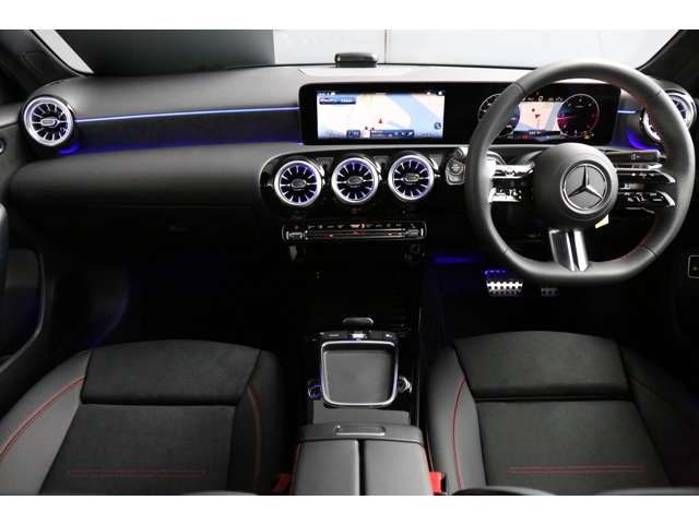 MERCEDES BENZ MERCEDES BENZ A class sedan 2024