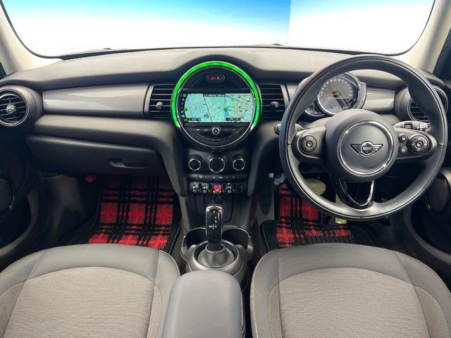 BMW MINI COOPER 5DOOR 2018