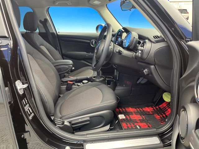 BMW MINI COOPER 5DOOR 2018