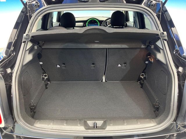 BMW MINI COOPER 5DOOR 2018