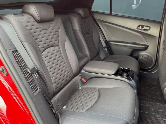 TOYOTA PRIUS PHV 2018