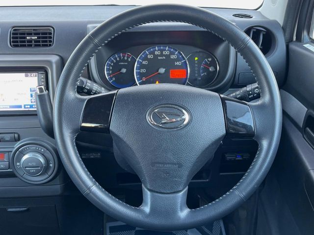 DAIHATSU MOVE CONTE 2013