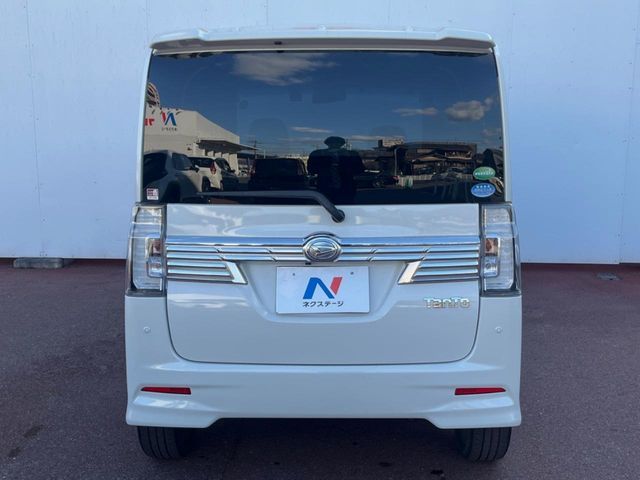 DAIHATSU TANTO CUSTOM 2017