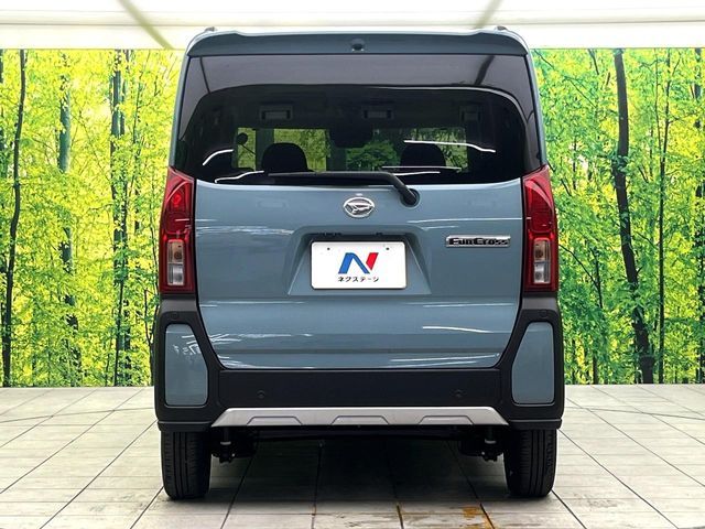 DAIHATSU TANTO FAN CROSS 2024