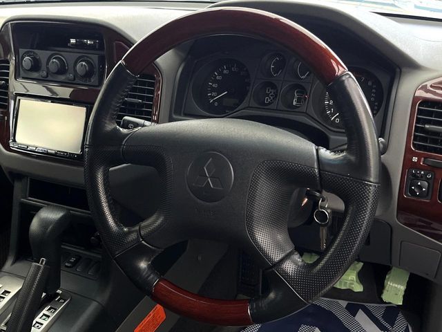 MITSUBISHI PAJERO wagon 2006