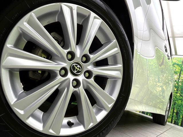 TOYOTA VELLFIRE 2015