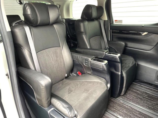 TOYOTA ALPHARD 2020