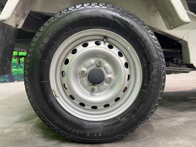 DAIHATSU HIJET truck 4WD 2016