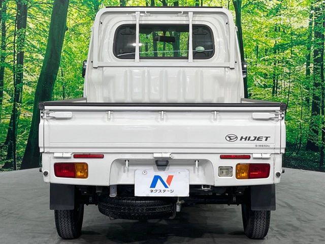 DAIHATSU HIJET truck 4WD 2016