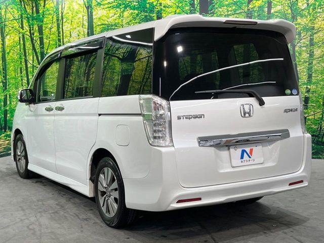 HONDA STEPWAGON SPADA 2014