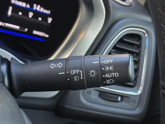 HONDA VEZEL HYBRID 2015