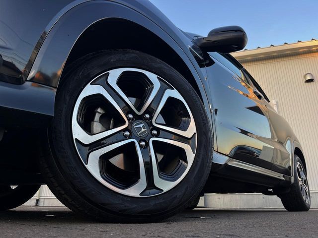 HONDA VEZEL HYBRID 2015