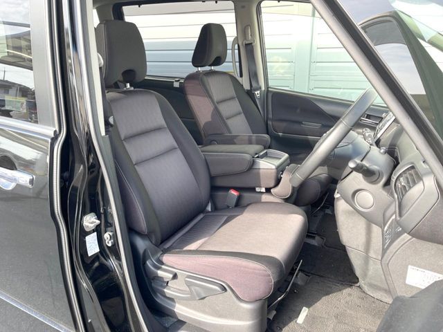 NISSAN SERENA  S-HYBRID 2018