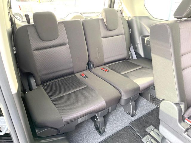 NISSAN SERENA  S-HYBRID 2018