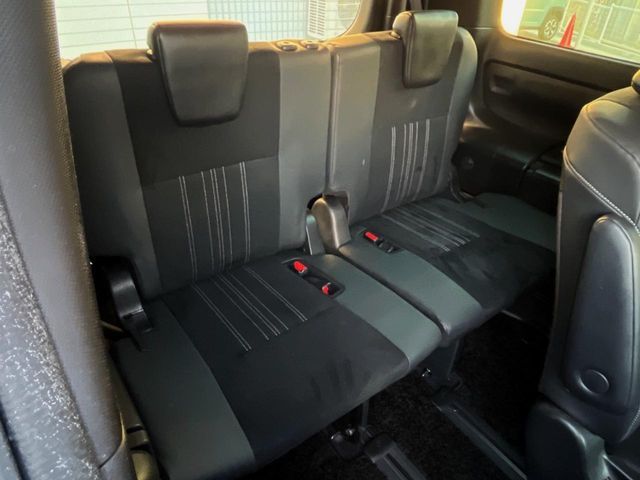 TOYOTA ESQUIRE HYBRID 2019