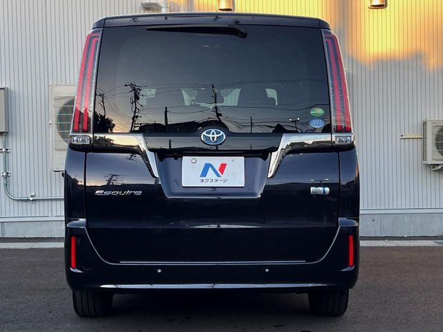 TOYOTA ESQUIRE HYBRID 2019