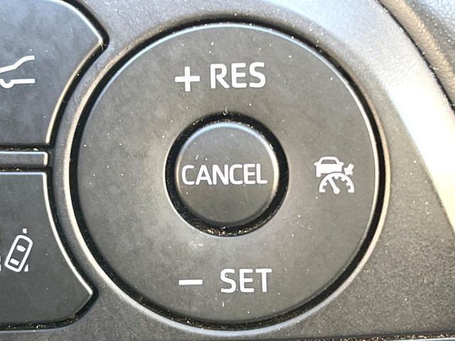 TOYOTA HARRIER 2WD 2022