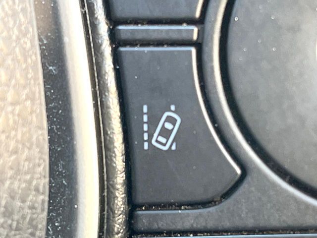 TOYOTA HARRIER 2WD 2022