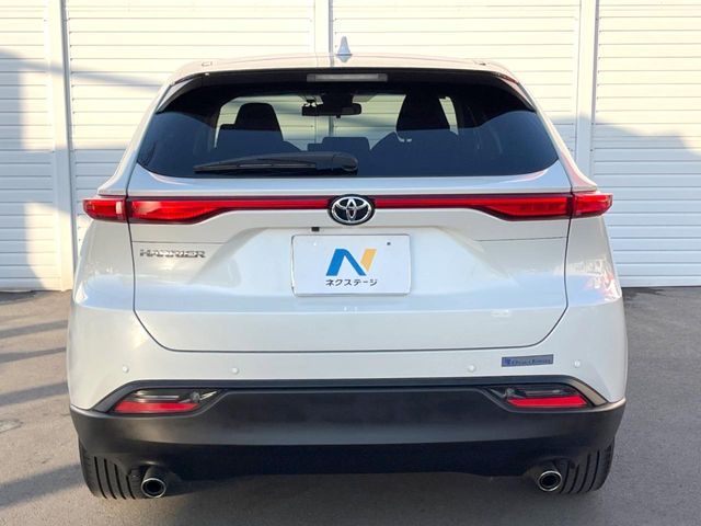 TOYOTA HARRIER 2WD 2022