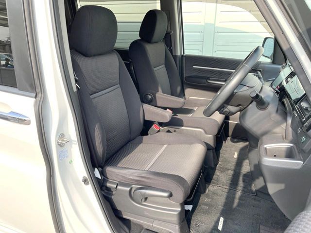 HONDA STEPWAGON SPADA 2015