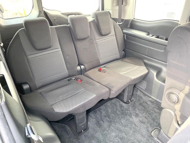 HONDA STEPWAGON SPADA 2015