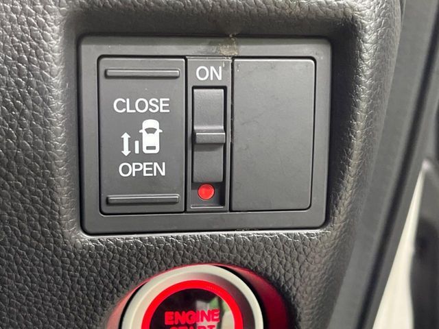 HONDA N BOX CUSTOM 4WD 2020