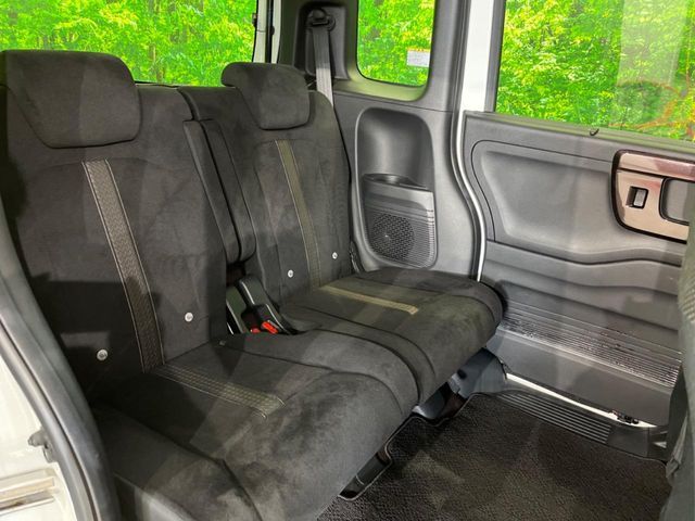 HONDA N BOX CUSTOM 4WD 2020