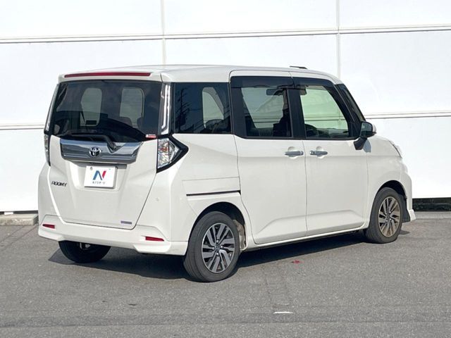 TOYOTA ROOMY 2021