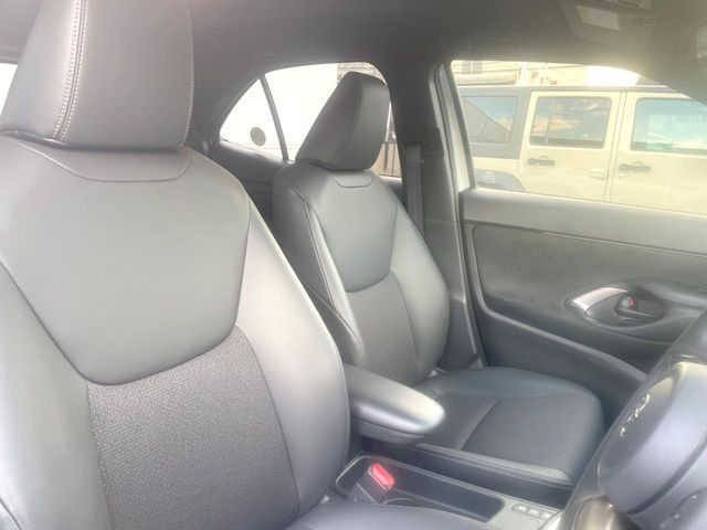 TOYOTA YARIS CROSS HYBRID 2025