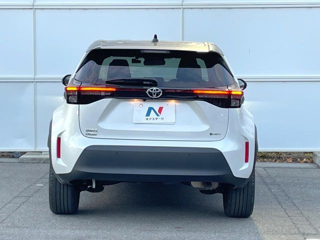 TOYOTA YARIS CROSS HYBRID 2025