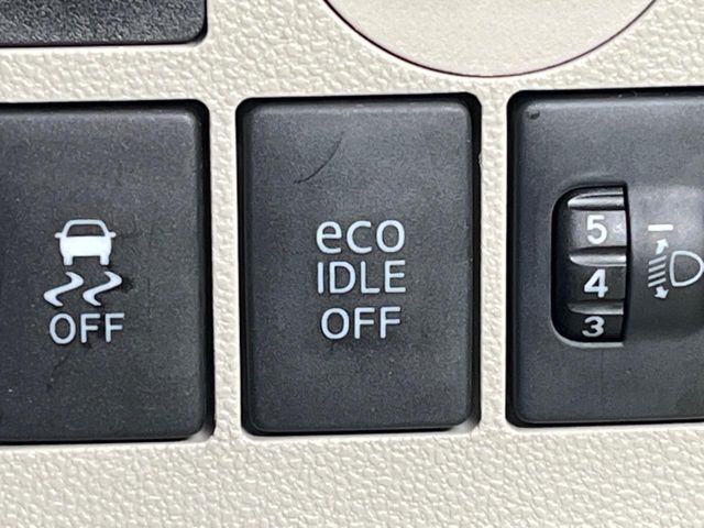 DAIHATSU TANTO 4WD 2015