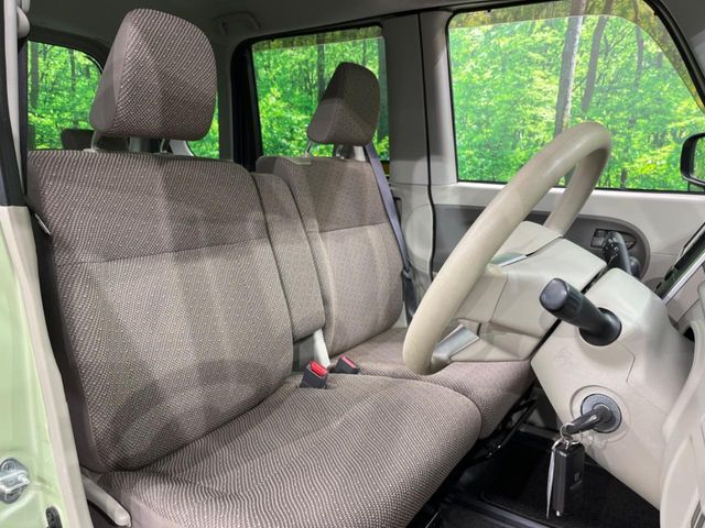 DAIHATSU TANTO 4WD 2015