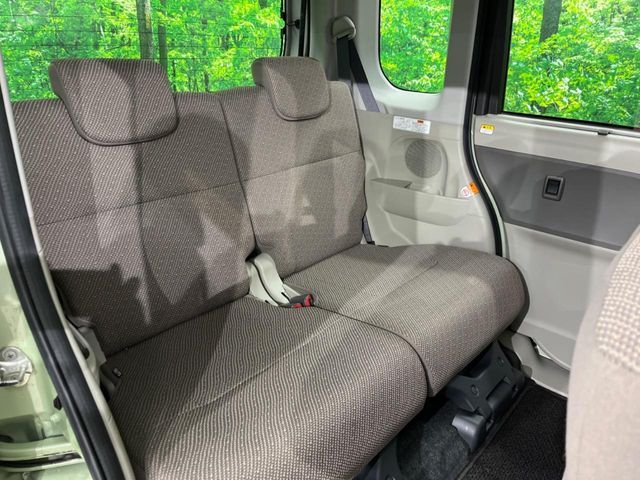 DAIHATSU TANTO 4WD 2015