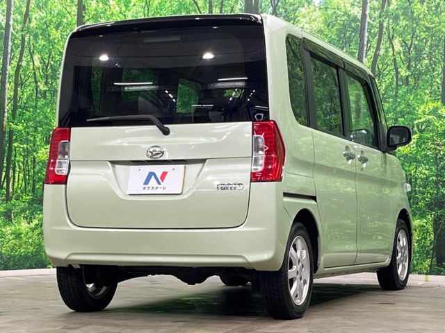 DAIHATSU TANTO 4WD 2015