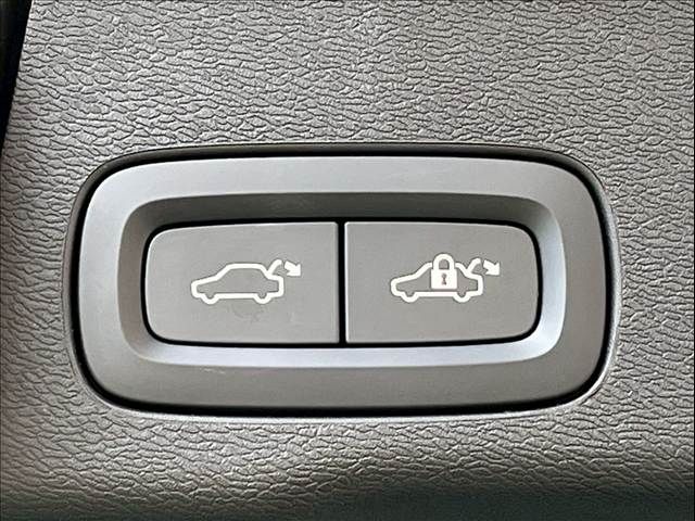 VOLVO VOLVO XC60 2020