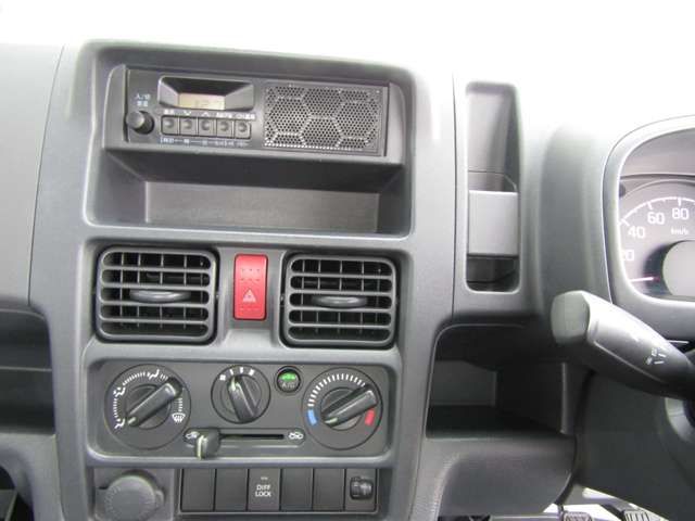 MITSUBISHI MINICAB truck 4WD 2020