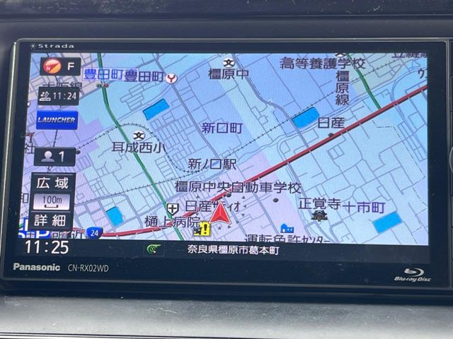 TOYOTA VOXY HYBRID 2016