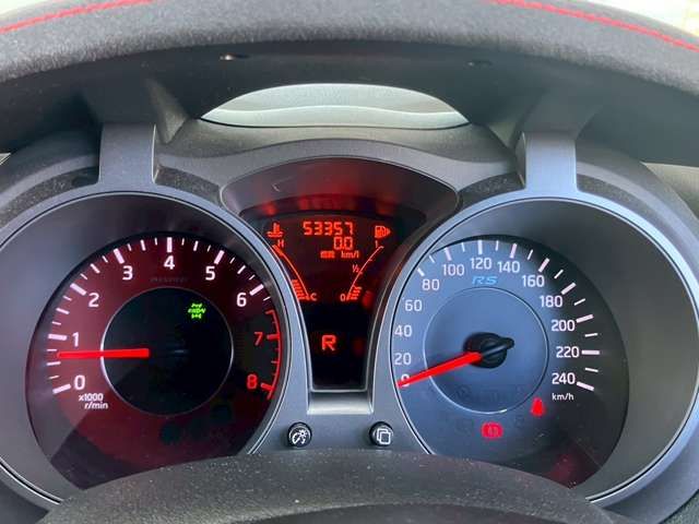 NISSAN JUKE 4WD 2015