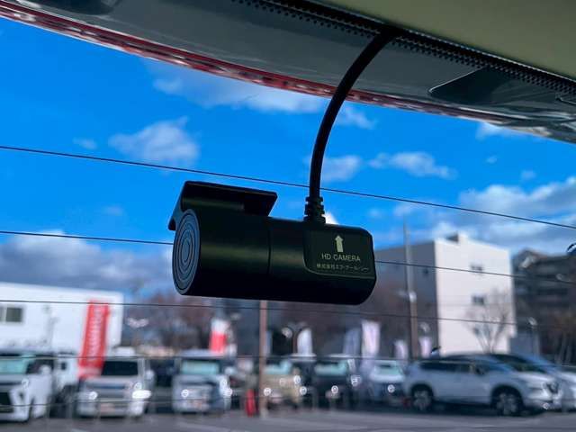 NISSAN JUKE 4WD 2015