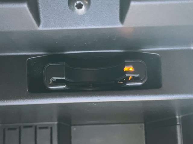 NISSAN JUKE 4WD 2015