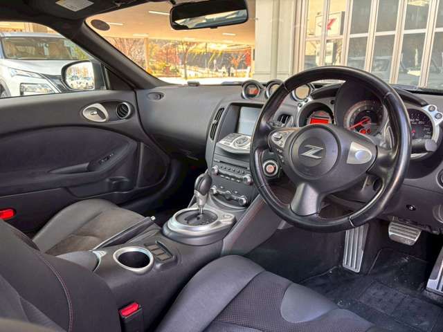 NISSAN FAIRLADY Z 2012