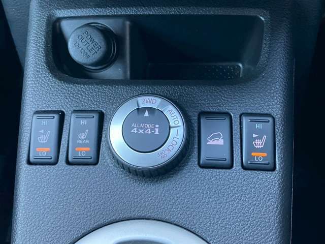 NISSAN X-TRAIL 4WD 2010